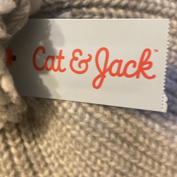 Cat & Jack - kids Pom Pom Insulated Hat Beanie Size OS - Picture 2 of 8